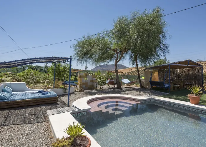 Dos Alamos Bed & Breakfast 3*