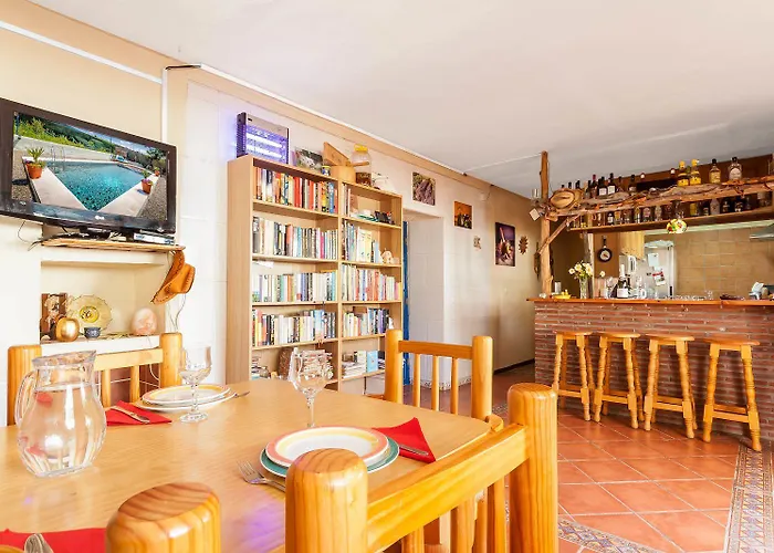 Dos Alamos Bed & Breakfast 3*