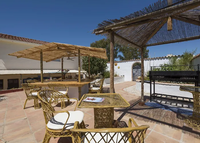 Dos Alamos Bed & Breakfast 3*